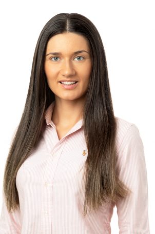 Martina_Large